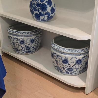Chinese Qinghua pottery and vases