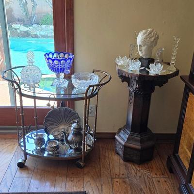 Stunning antique carved mirror top table, vintage bar cart