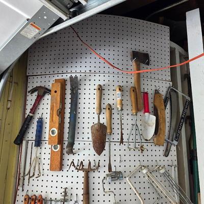 Tools, yard working tools