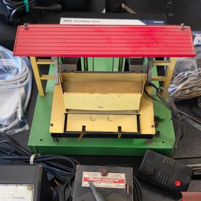 Lionel log loader