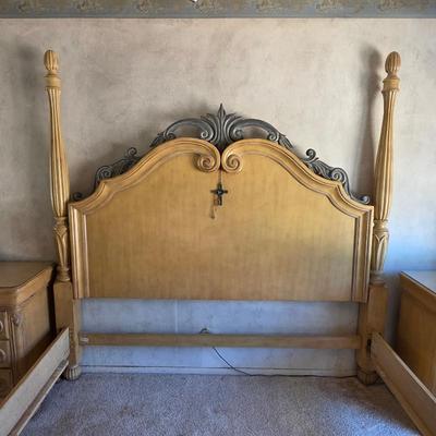 Sale Photo Thumbnail #119: Gorgeous Bernhardt king bedroom set