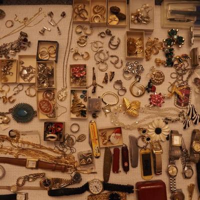 Sale Photo Thumbnail #186