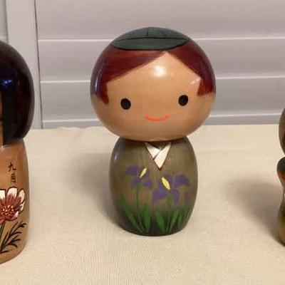MMM028 Three Japanese Wooden Kokeshi Dolls