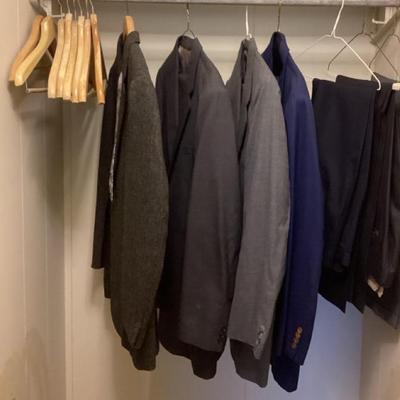 MMM175 Men’s Vintage Custom Made Suits & Wooden Hangers