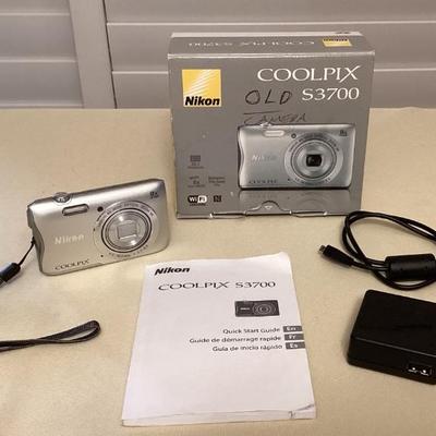 MMM113 Nikon Coolpix S3700 Digital Camera 
