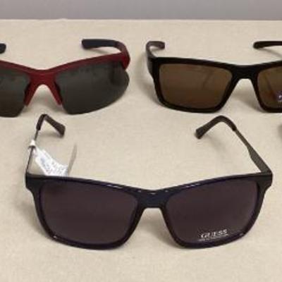 MMM152 Seven Pairs Of Sunglasses 