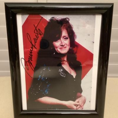 MMM130 Framed Bonnie Raitt Autographed 8” X 10” Photograph 