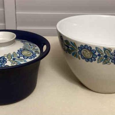 MMM040 Vintage Figgjo Norway Ceramic Casserole Dish & Serving Bowl 