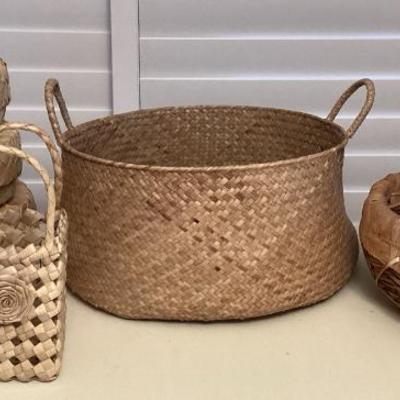MMM111 Hawaiian Themed Hand Woven Natural Fiber Baskets