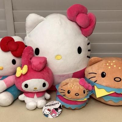 MMM189 Five Sanrio Hello Kitty & My Melody Plushies