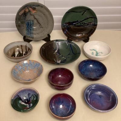MMM086 Local Art Pottery Plate & Bowls