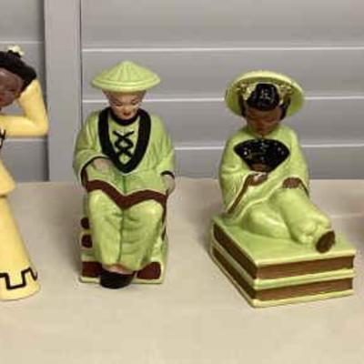 MMM029 Vintage Ceramic Asian People Figurines