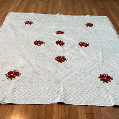 MMM038 Large Vintage Floral Bedspread 