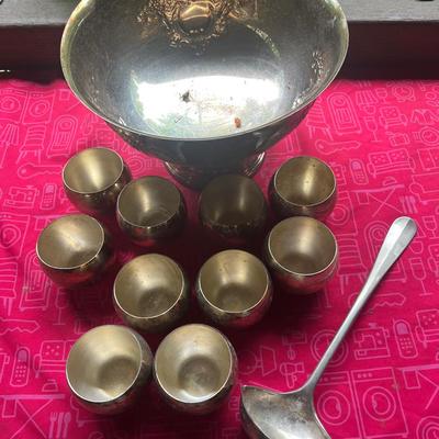 Silverplated Bowl + ladle + 10 Cups 