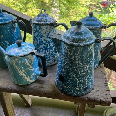 Lot Of Vintage Enamelware Graniteware Coffee Pots And Tea Pot