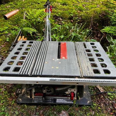 Skilsaw 10 Inch Table Saw
