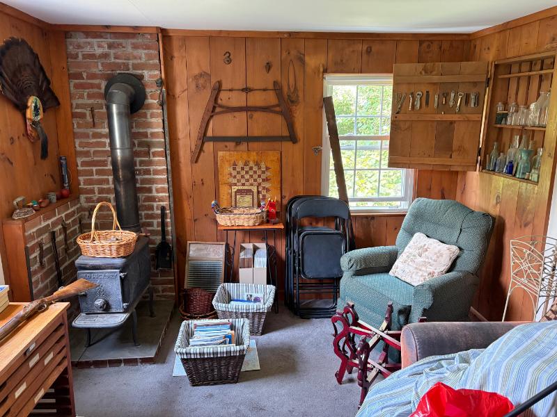 Sale Photo Thumbnail #36