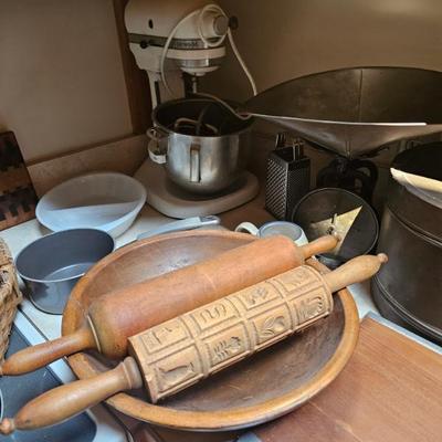Rolling Pins, Mixing Bowls, Stand Mixer