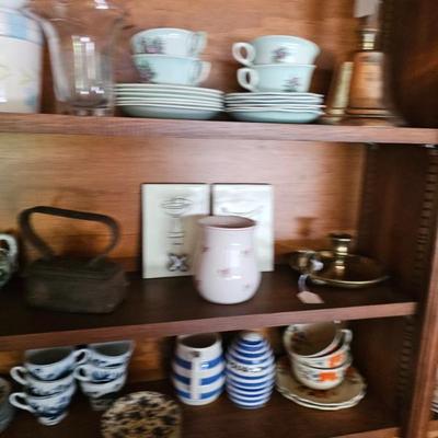 Tea cups and Saucers