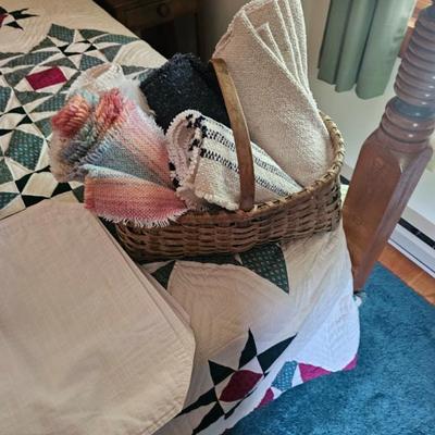 Basket, Linens