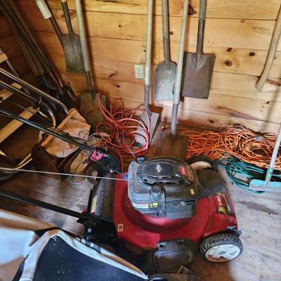 Lawnmower, Shovels