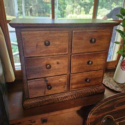 Small Wooden Drawer Cabinet