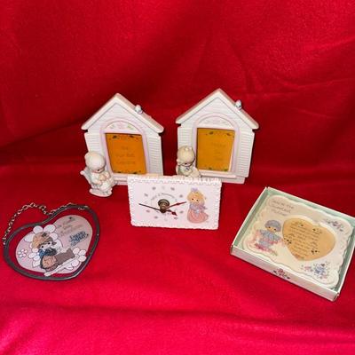 Precious Moments Frames Plus 