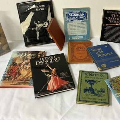 Books About Music And Art