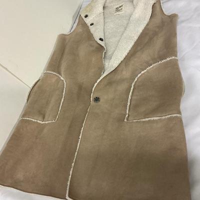 Dylan Sherpa Vest