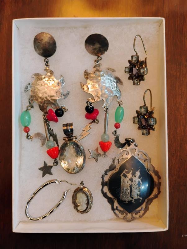 Sale Photo Thumbnail #106