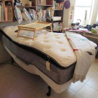 Sale Photo Thumbnail #168