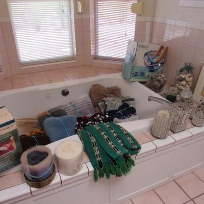 Sale Photo Thumbnail #152