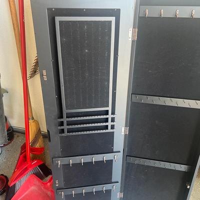 Mirrored jewelry cabinet