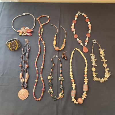 Earthtone Jewelry 