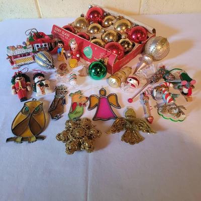 Christmas Ornament Lot #2