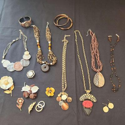 Metallic Tones Jewelry 
