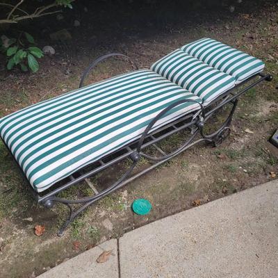 Lawn Chaise