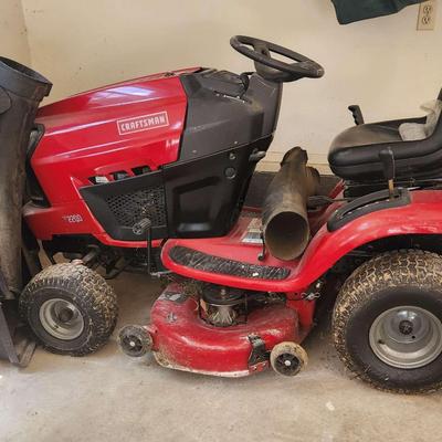 Craftsman Riding Tractor
