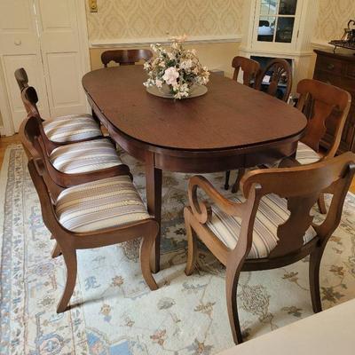 Dining Table & Chairs