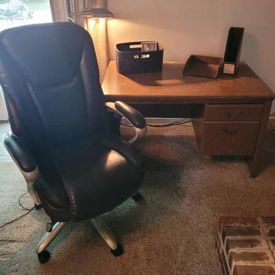Serta Power Desk Chair & Desk