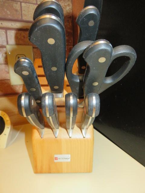 Sale Photo Thumbnail #446