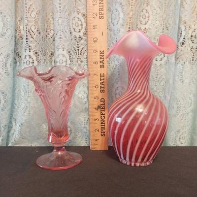Ls1236 two fenton ruffle top vases