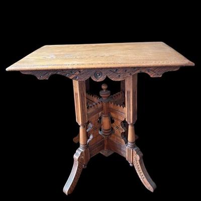 Ls1304 eastlake style parlor table