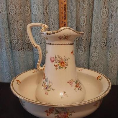 Ls1219 large transfer ware pitcher and bowl