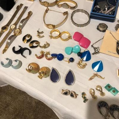 Sale Photo Thumbnail #164