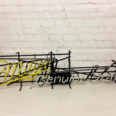 Franceformer Neon Sign "Miller Genuine Draft"