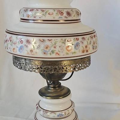 Vintage Quoizel Hurricane Lamp