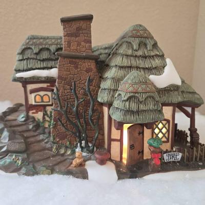 Dicken Village "Crooked Fence Cottage"