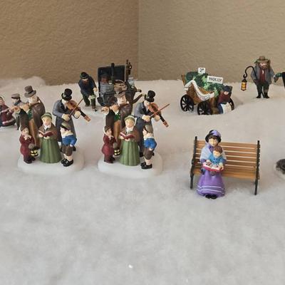 Dickens Village Figurines 