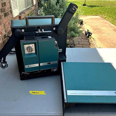 BA562 Bell & Howell Filmosound 16mm Sound Projector